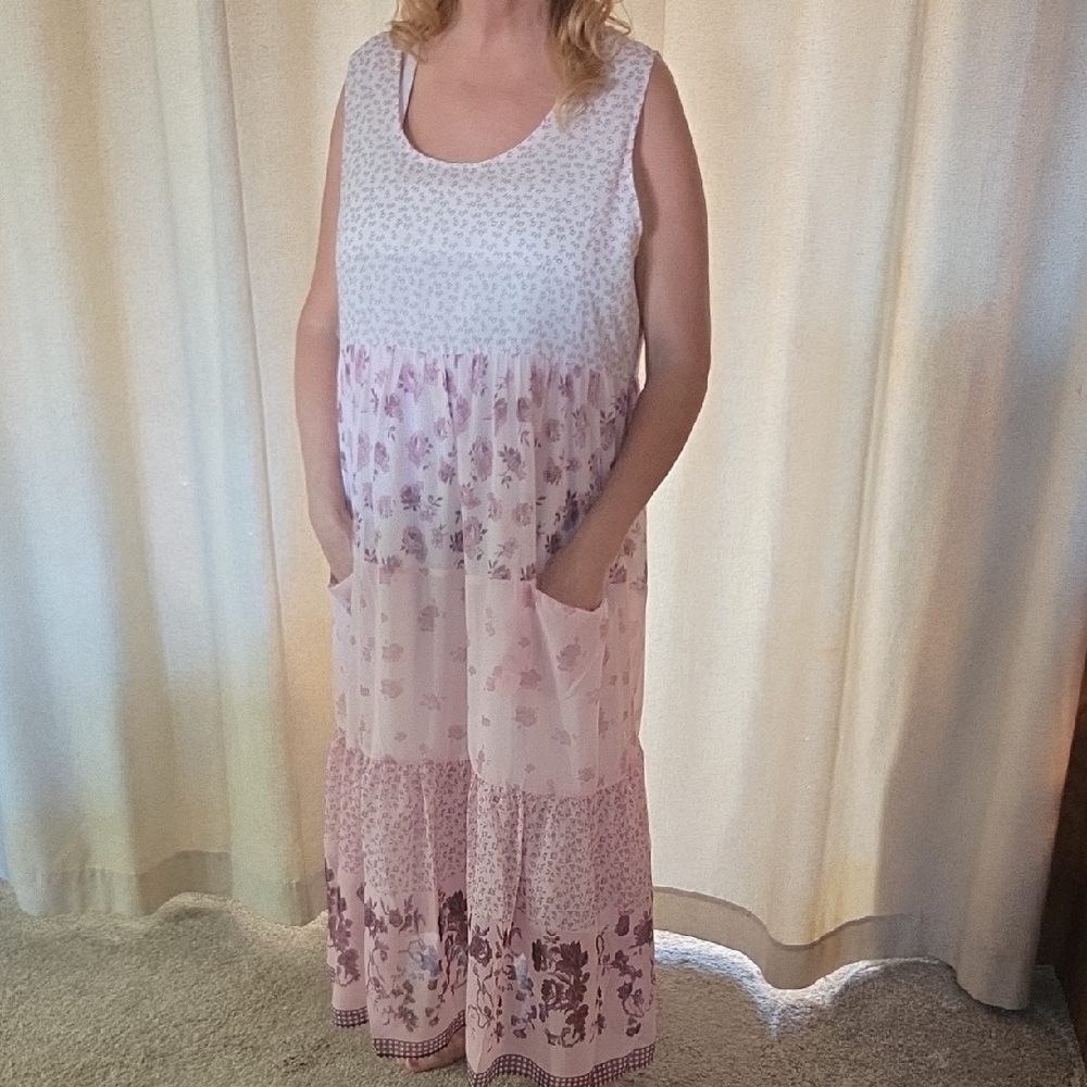 Chic Pink Floral Maxi Dress
